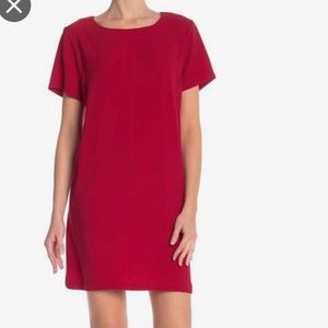 Red Bobeau short sleeve dress